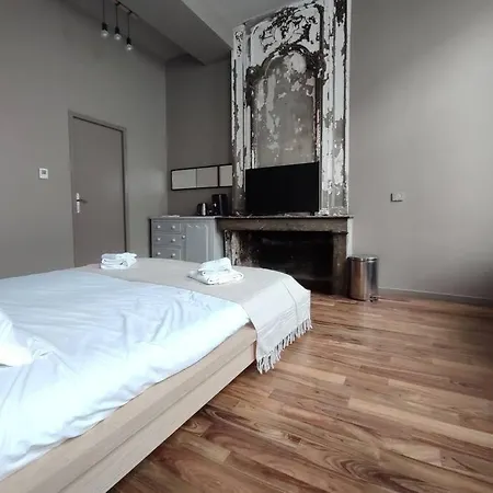 Cosy Quartier Chartrons Etage 1 Apartment *